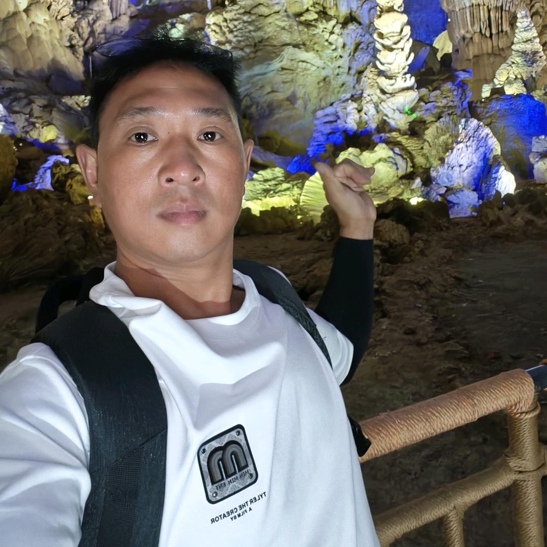 农 村 三 哥