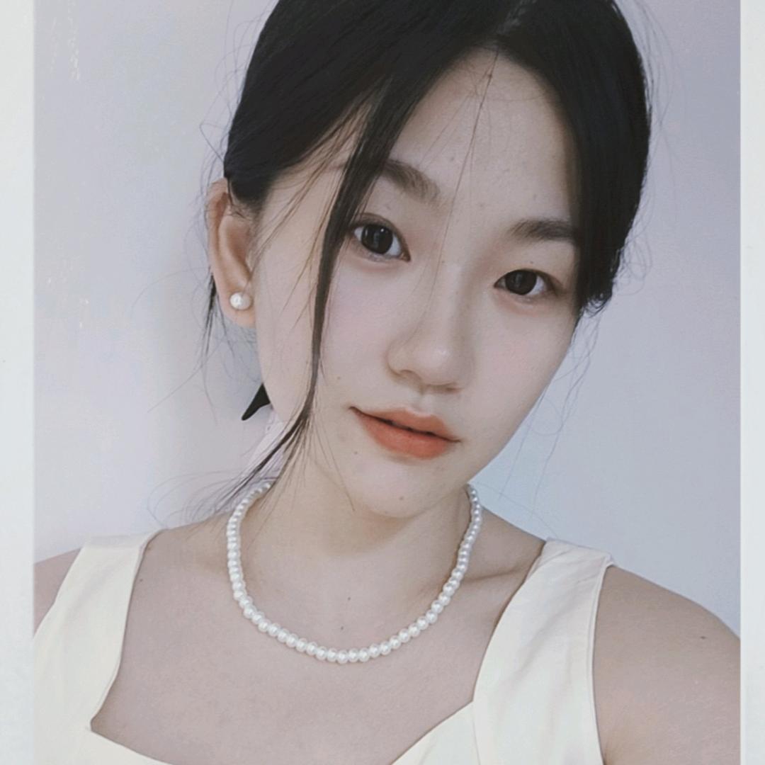 小张(ง •_•)ง