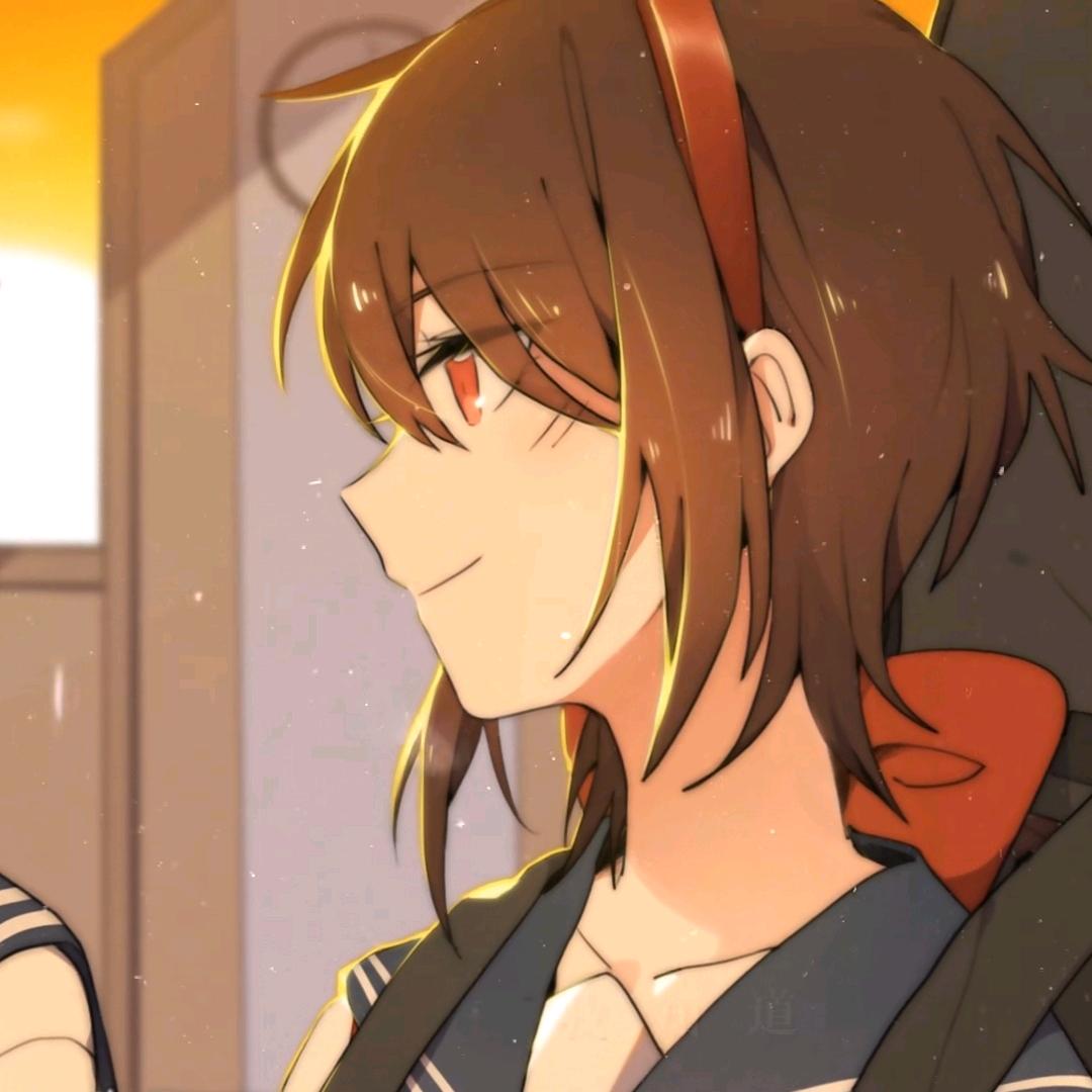 金发蓝瞳老板厨