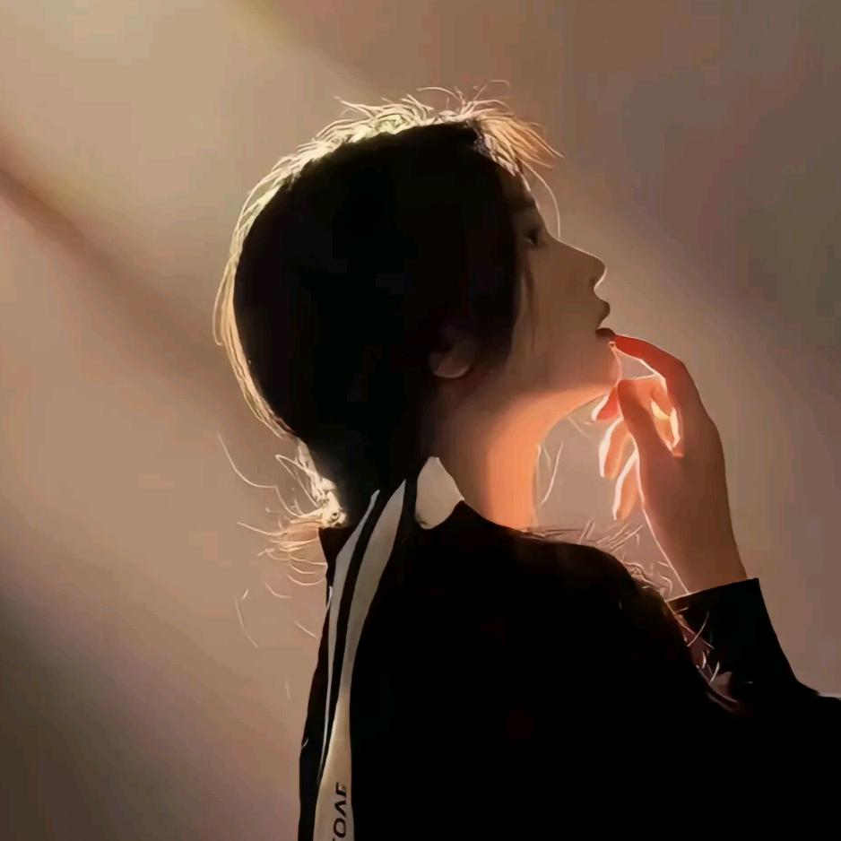 ༺༣小美好༉ᩚ᭄