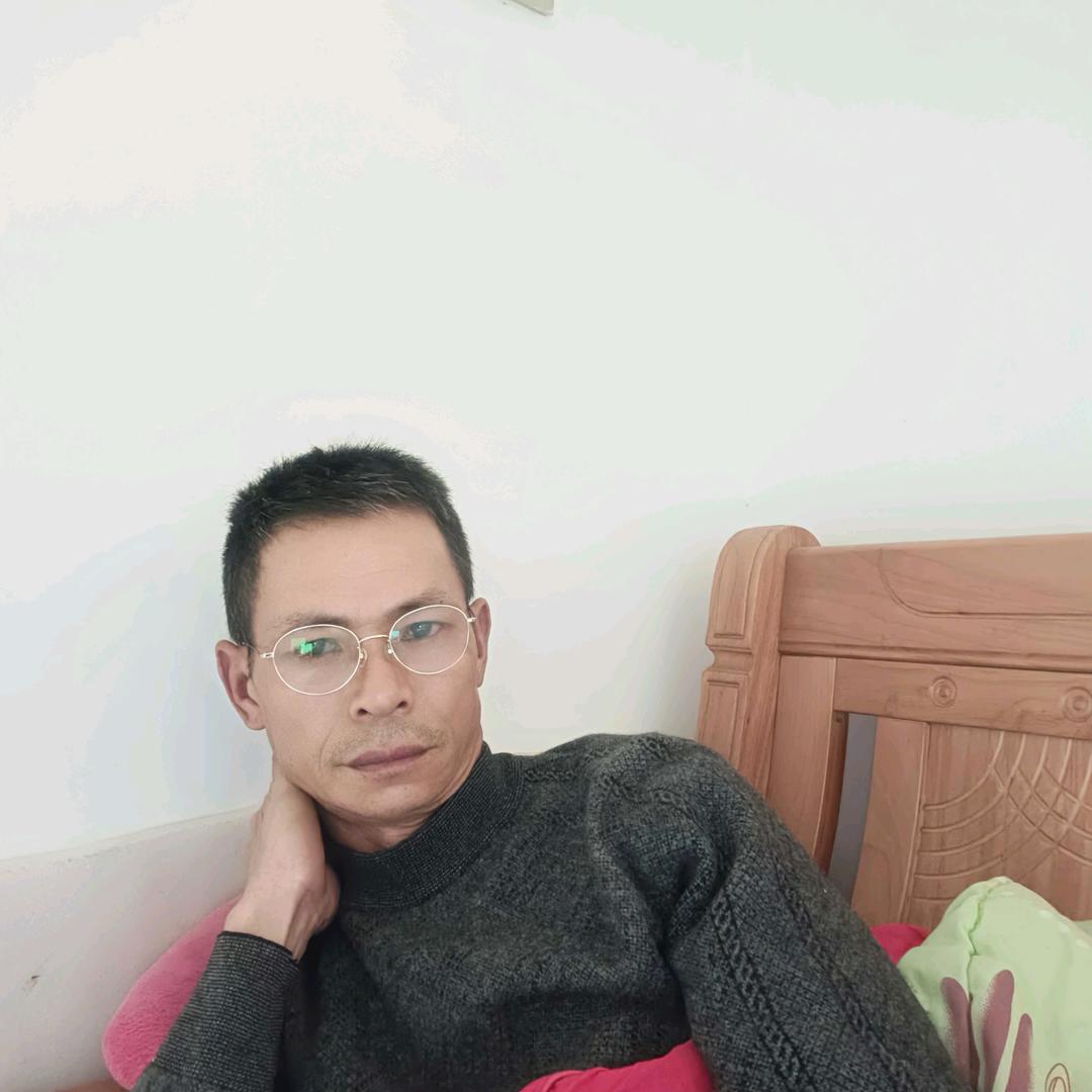龙哥:爱唱歌🎤