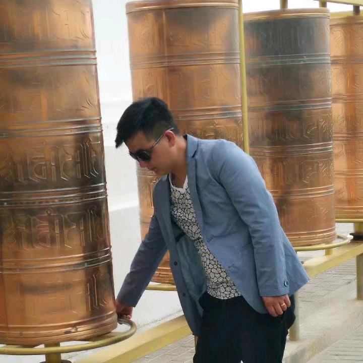 🐲阿斌🐲( 格局打开)🍺🍺