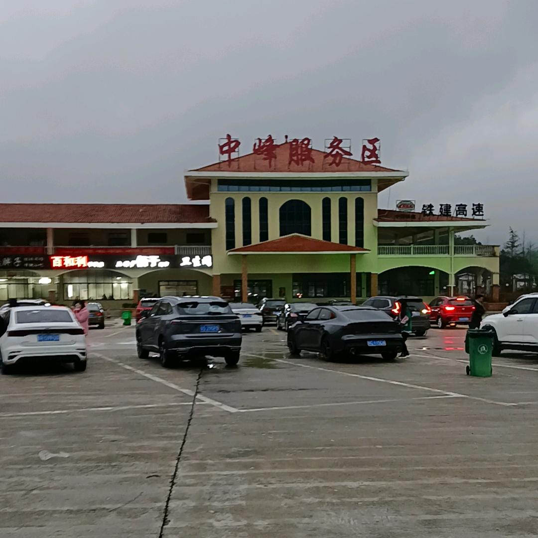 魁梧黧黑