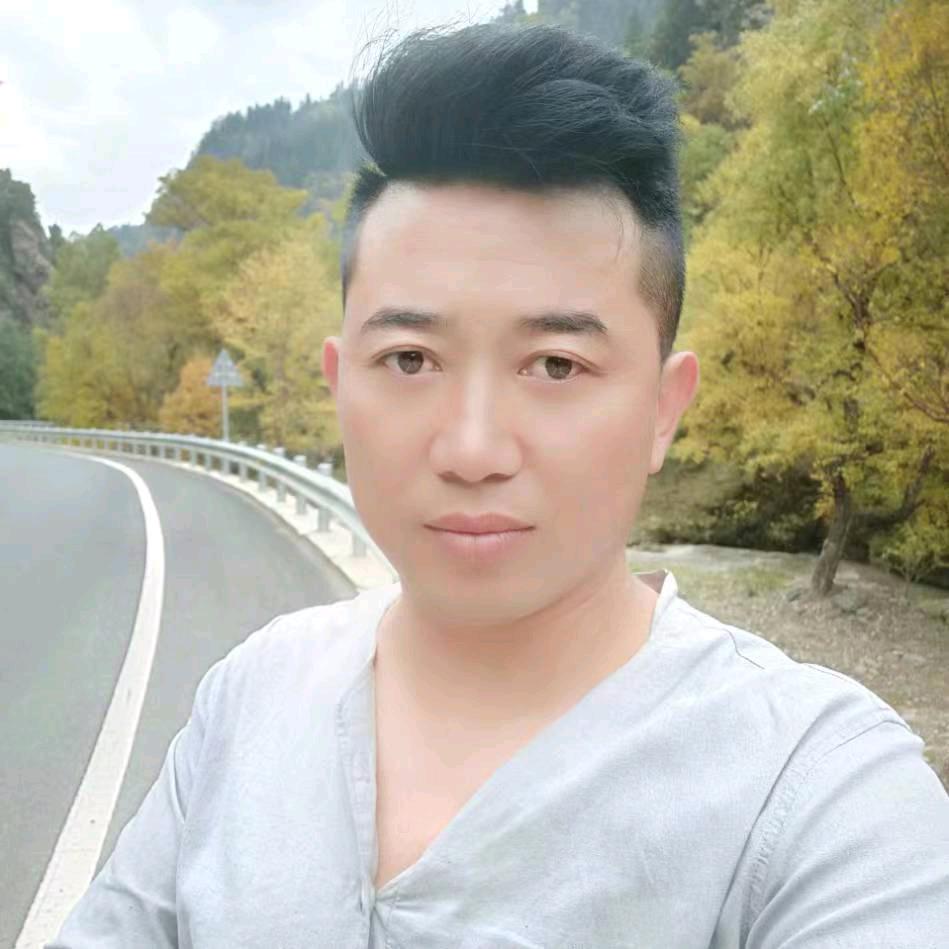 多情龙儿