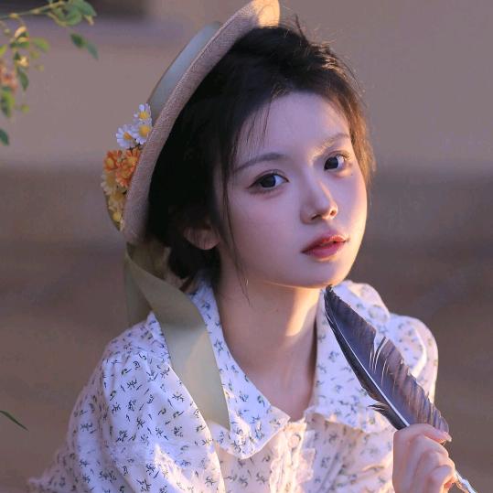 小芳7736