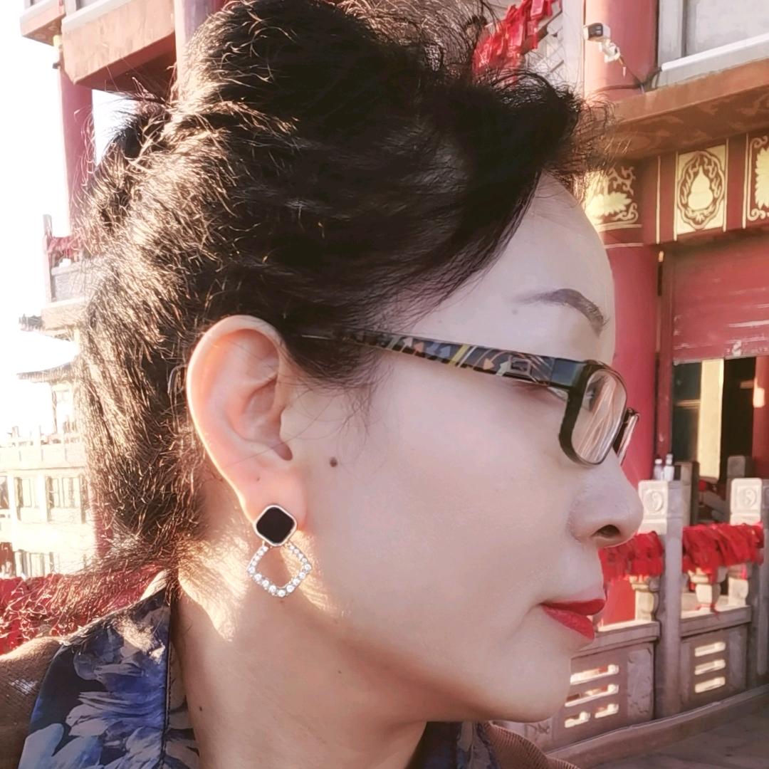 辉县南关涌金城市广场一楼浪莎生活馆