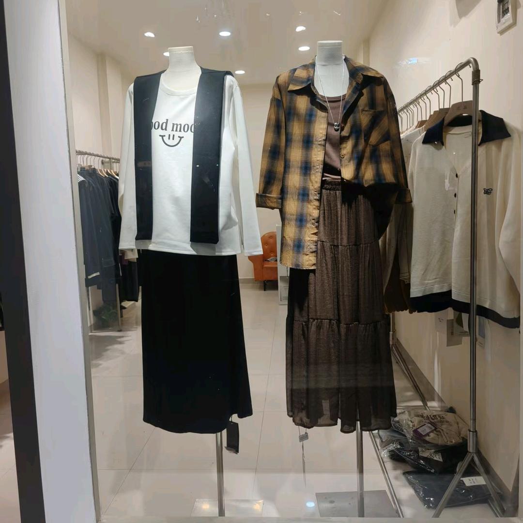 湘乡服装市场苏小糖女装穿搭馆