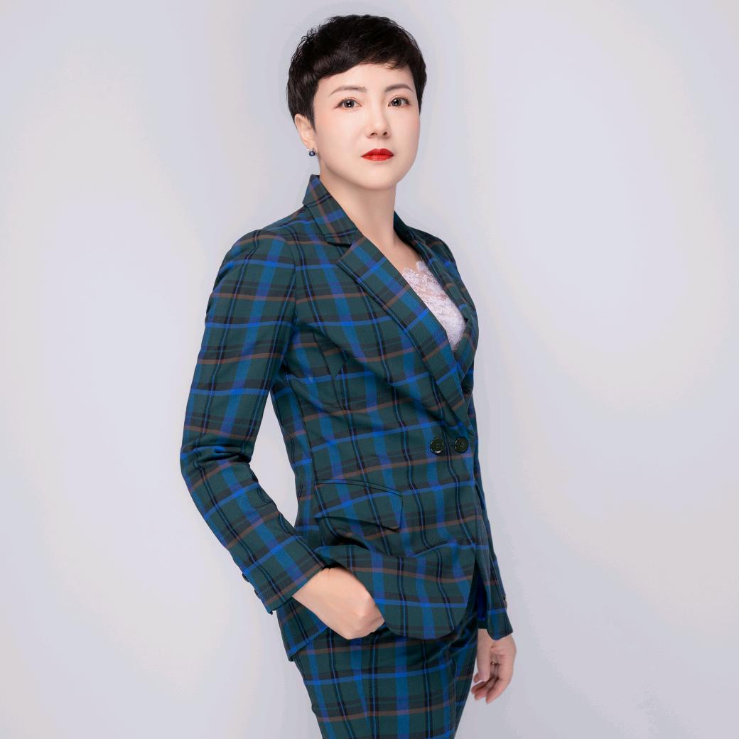 彩利英子