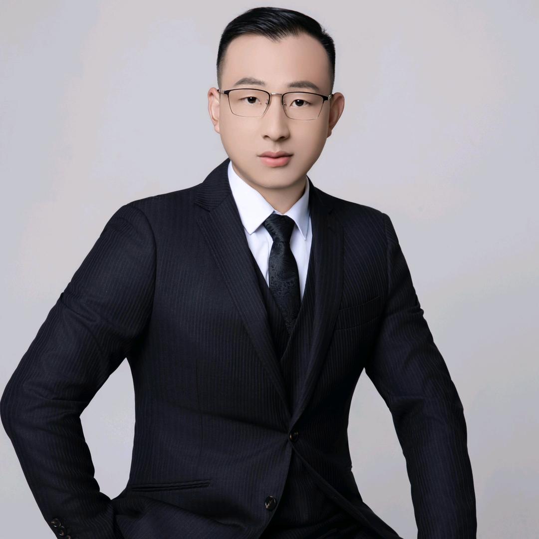 威震天下