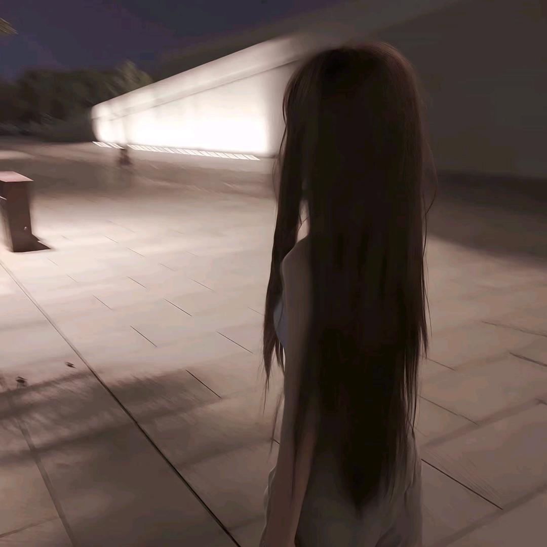 -小 悦.