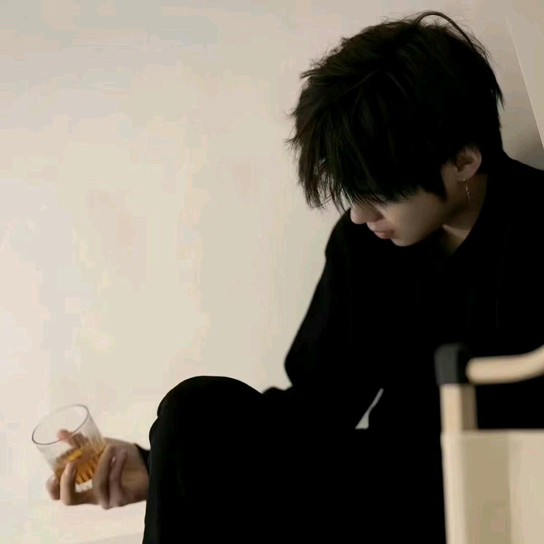 屿.