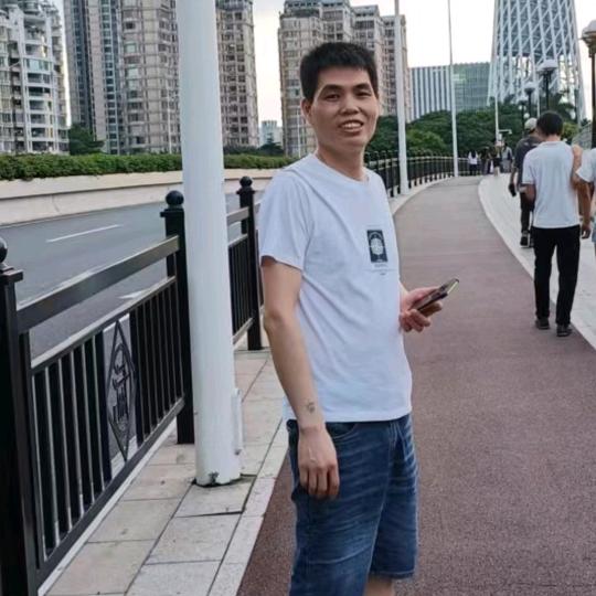 做衣服地