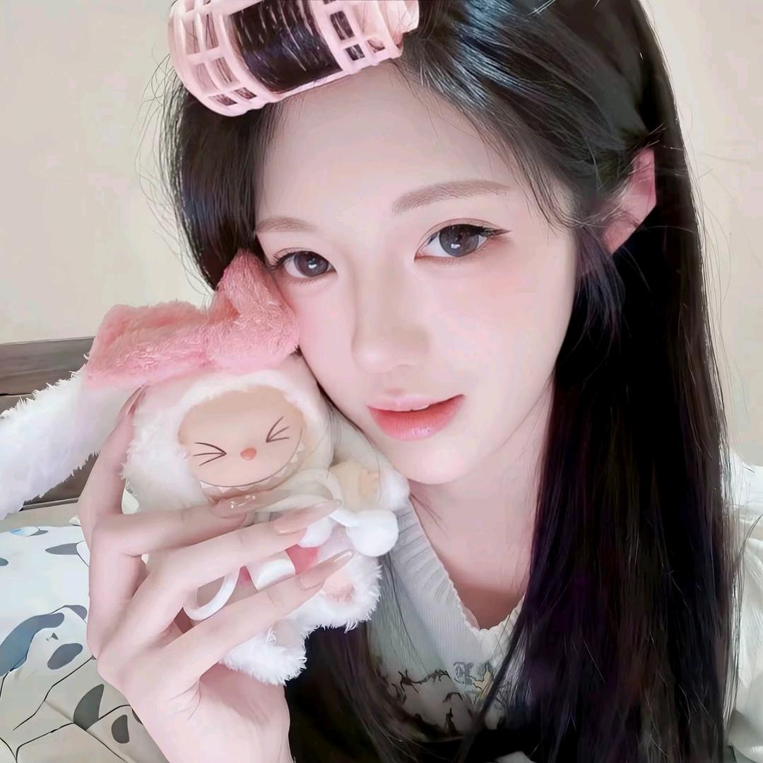 潼潼.