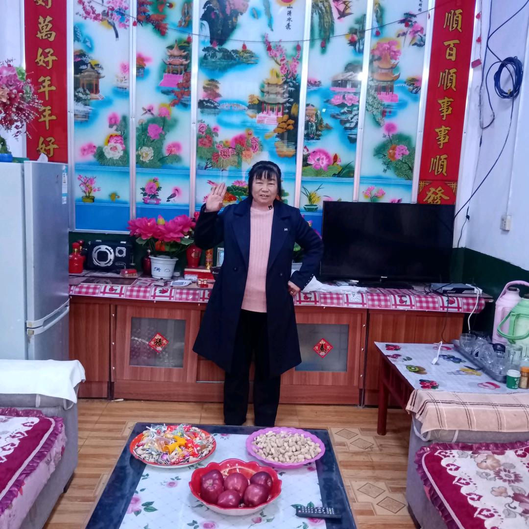 开开心心。