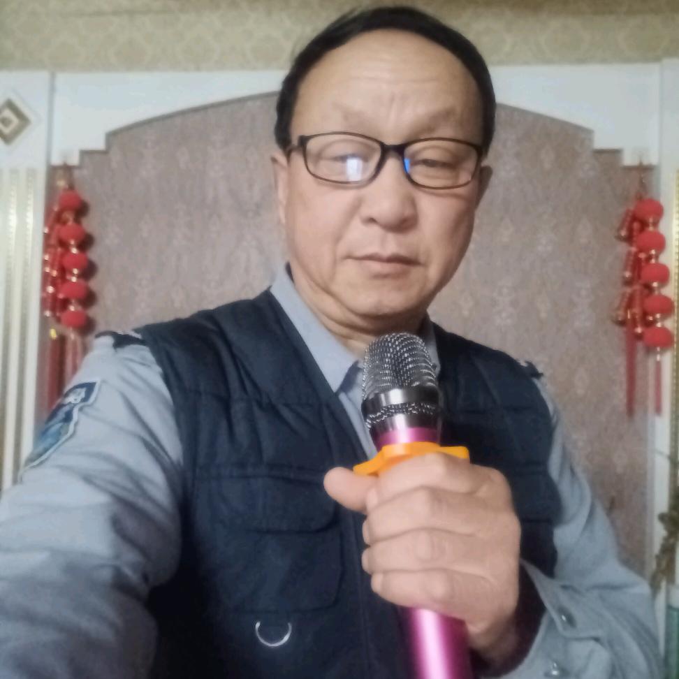 永远开心，爱唱歌🎤