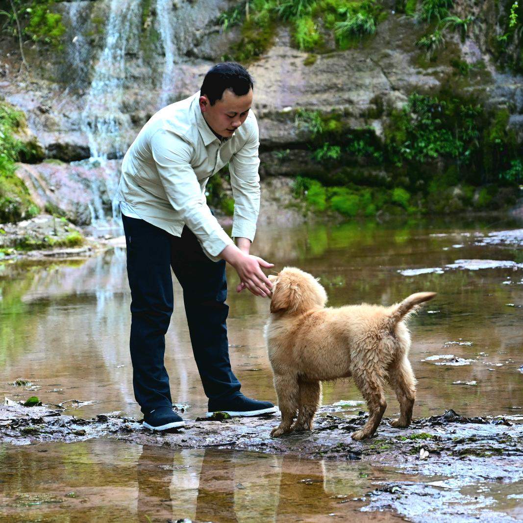 川东青年