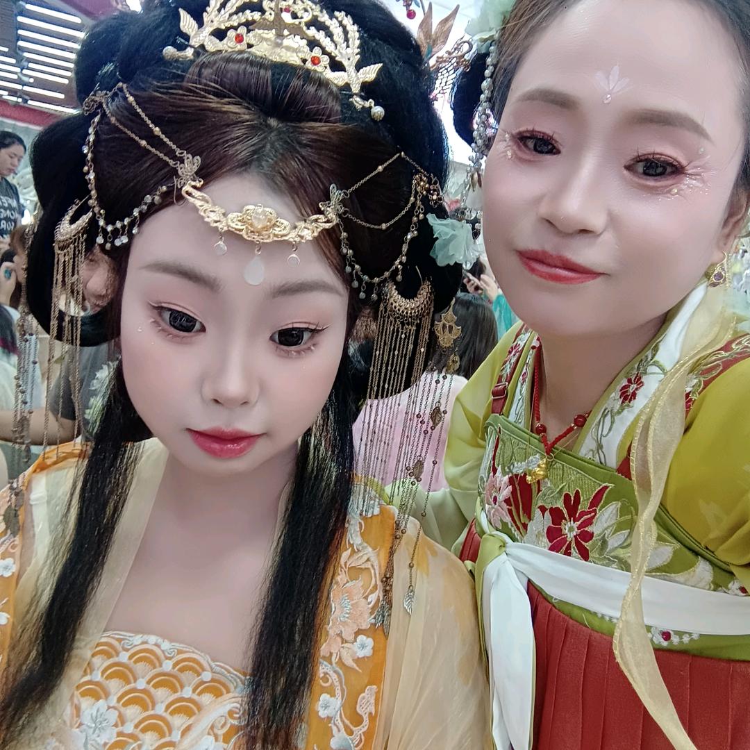 （舞者柠檬女王）！