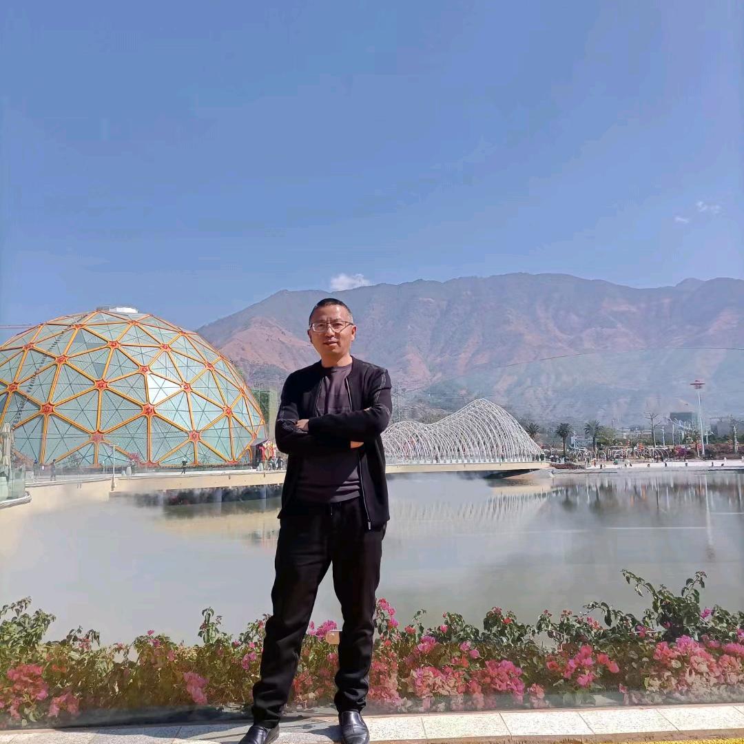 凉山交城西运司驾校教练代文林