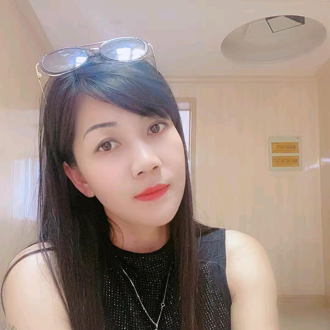 小静静舞蹈