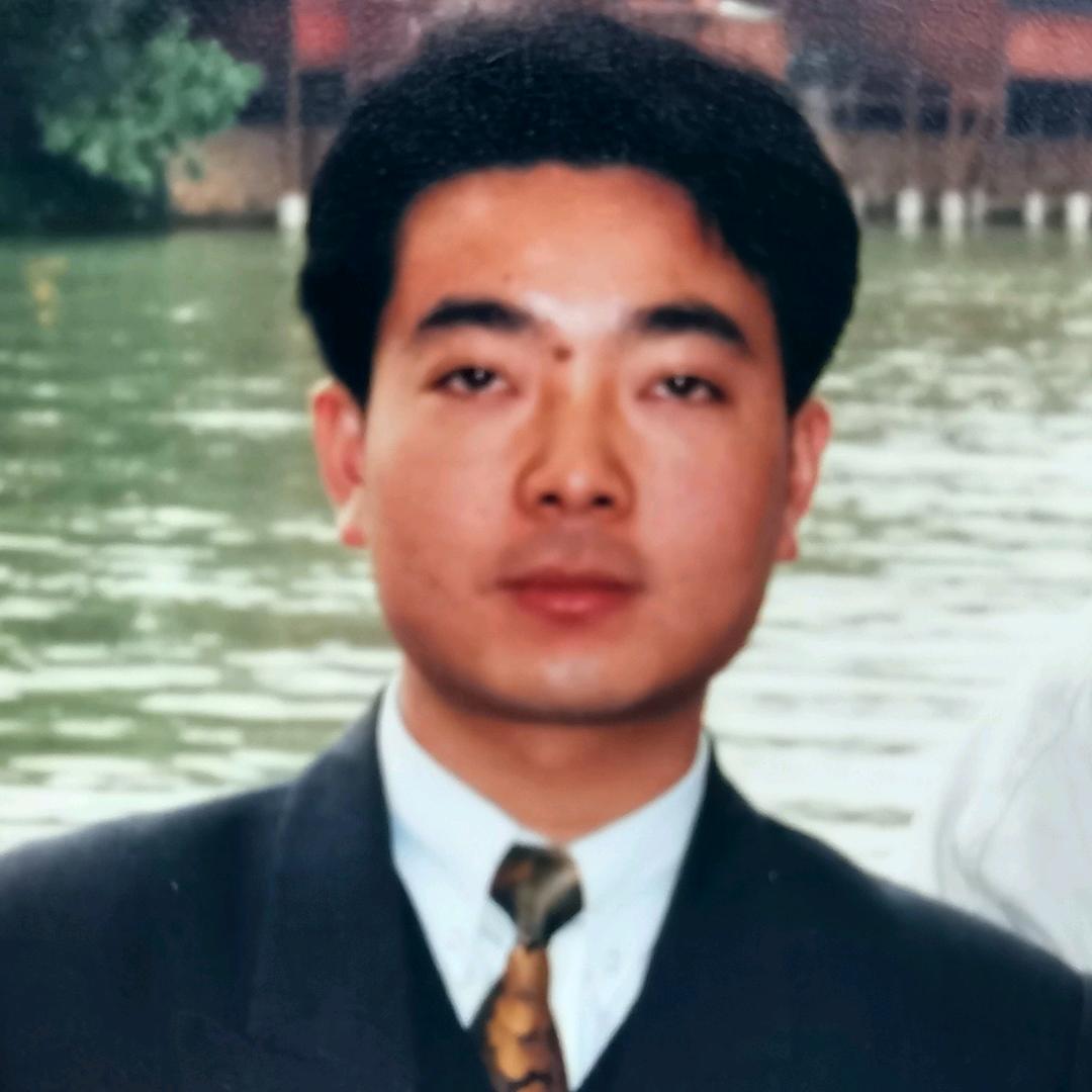 自驾行者酒中仙