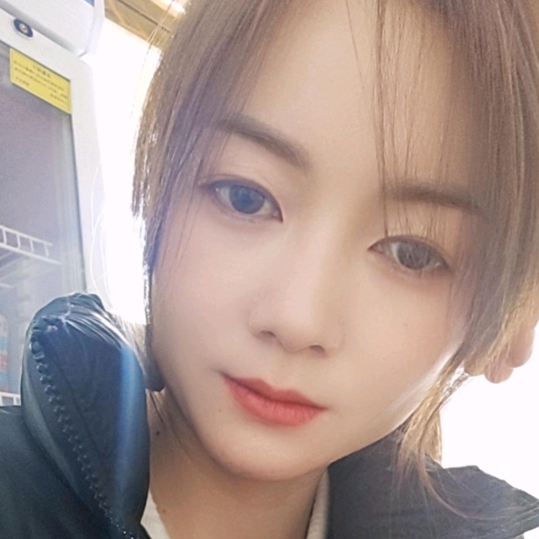 娜::ೖ(⑅σ̑ᴗσ̑)ೖ::