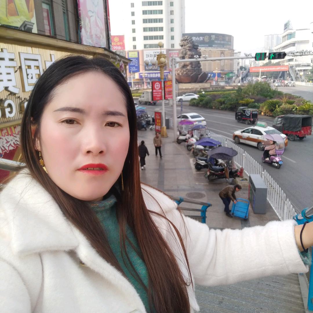 灰红一生