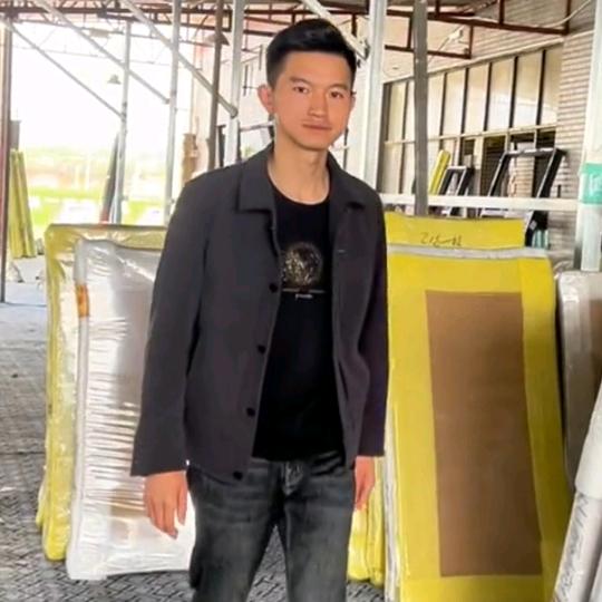皇维系统门窗兴发共享工厂