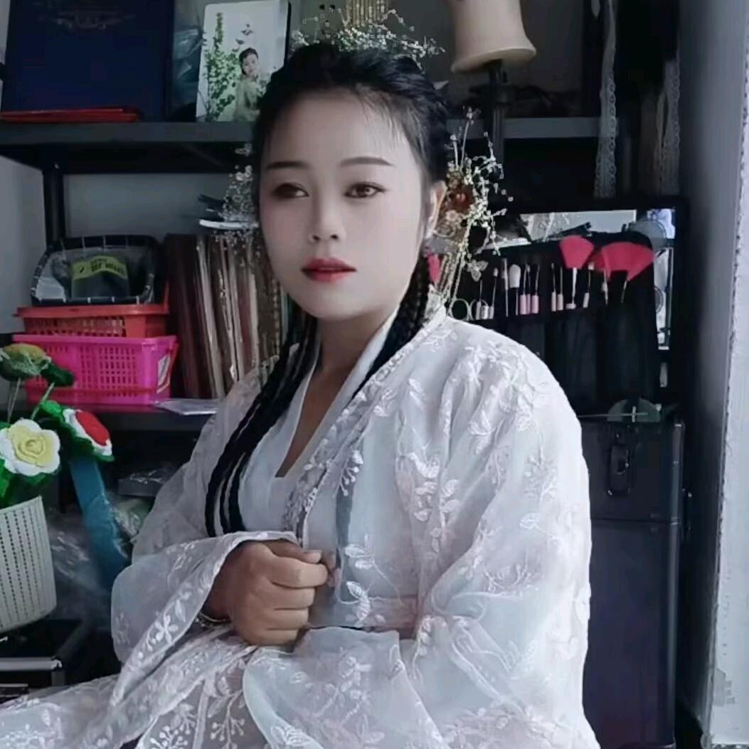 化妆师-小翠🎤