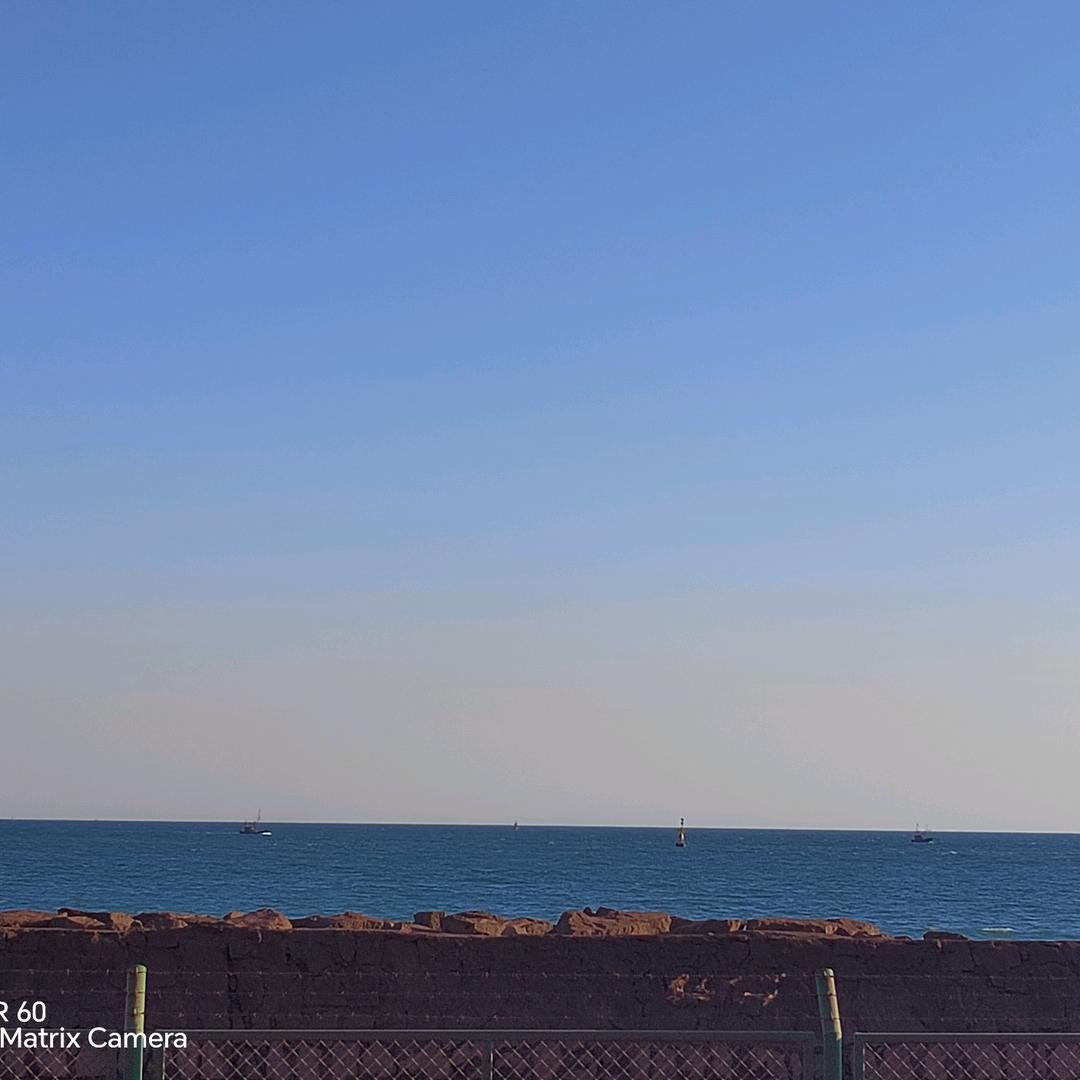 等