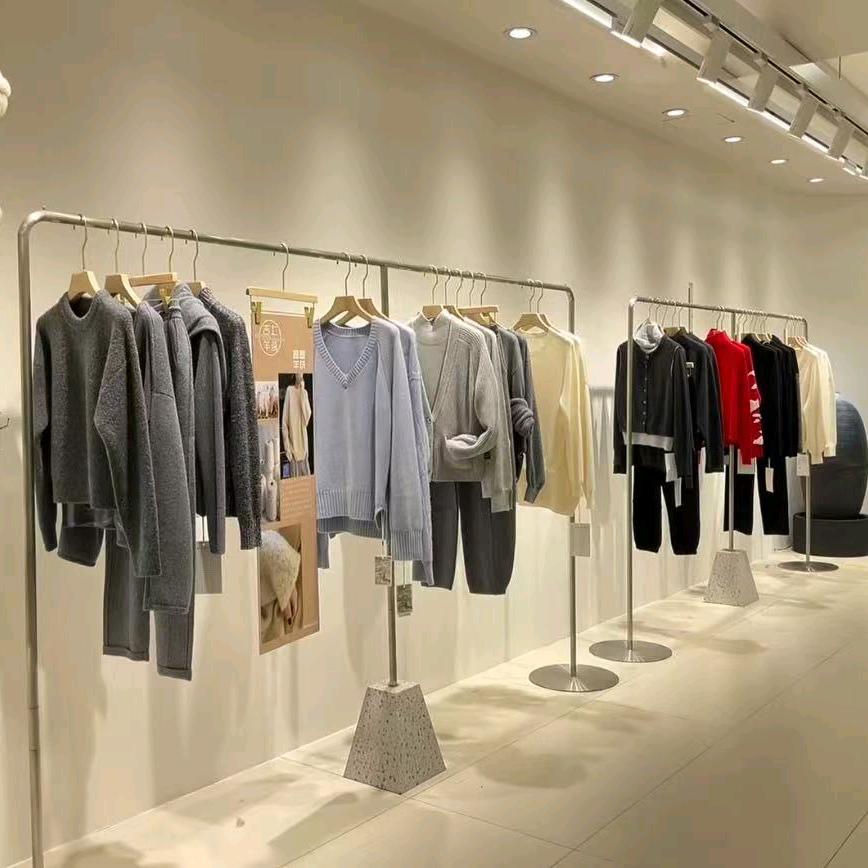 深圳觅悠轻奢女装买手店