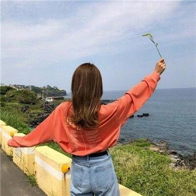 七 仙 女