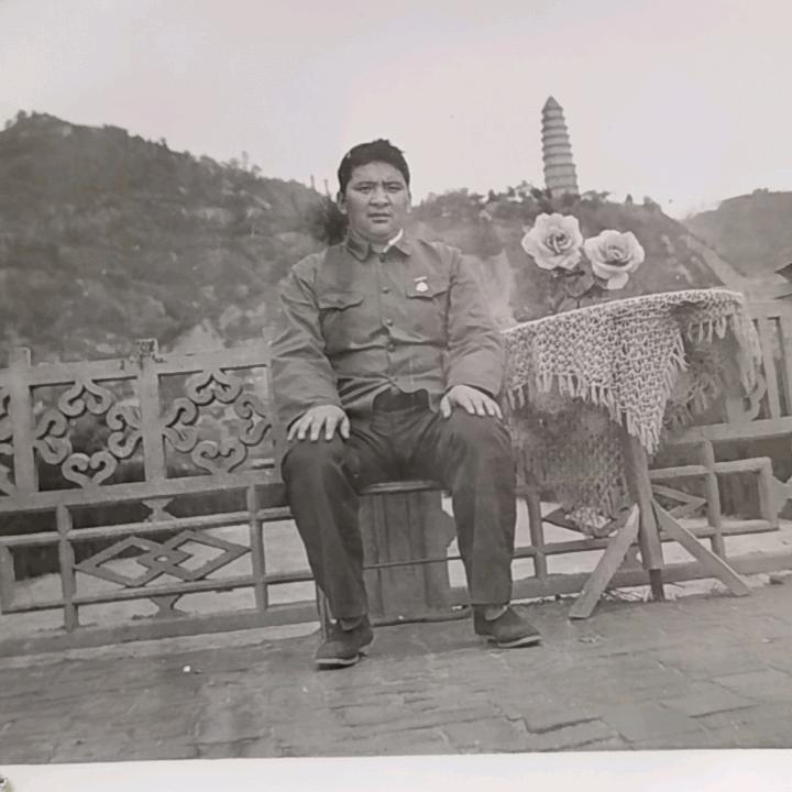 加瓦多杰强