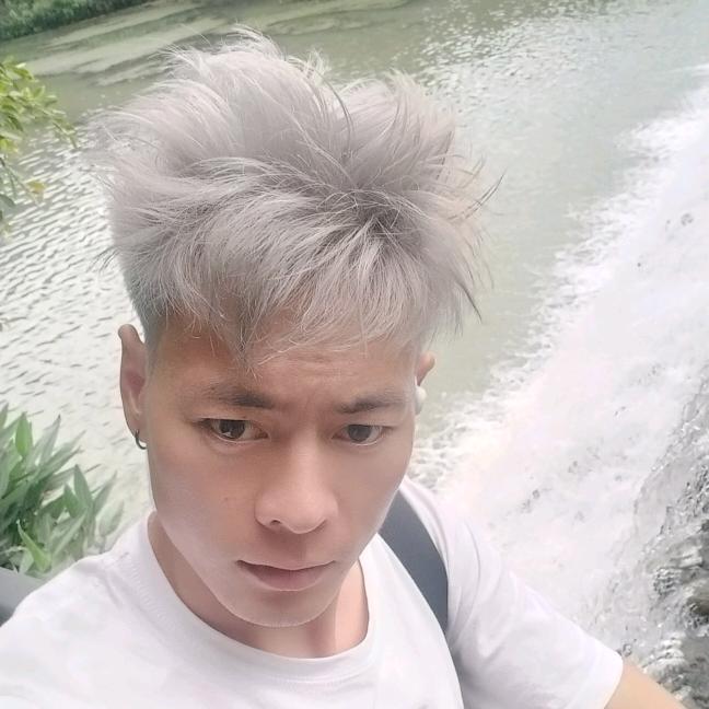 🦋এ᭄执笔ꦿ❤️写ོ失恋࿐ᩚ