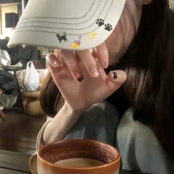 悄漫雾.