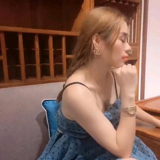 👑丹妮