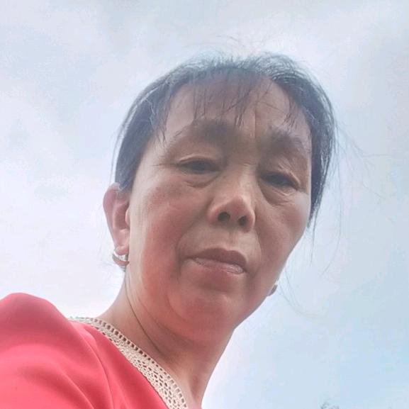 月红的妈妈不定时开播