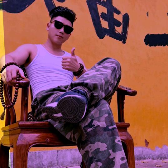 ღ᭄ꦿ꯭丫頭爸爸꧔ꦿ℘⸙