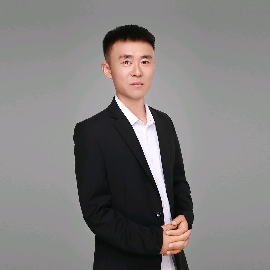 小 陈