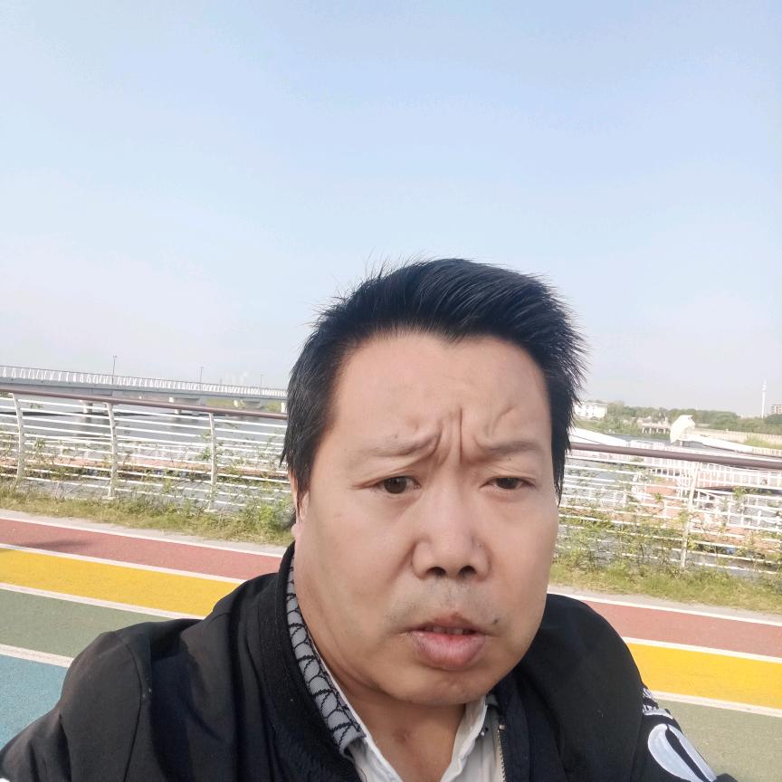 饶应梦。
