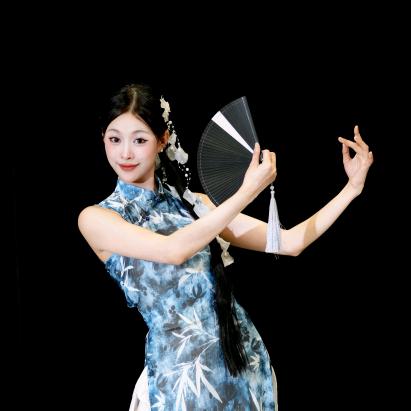 单色中国舞鹿子老师