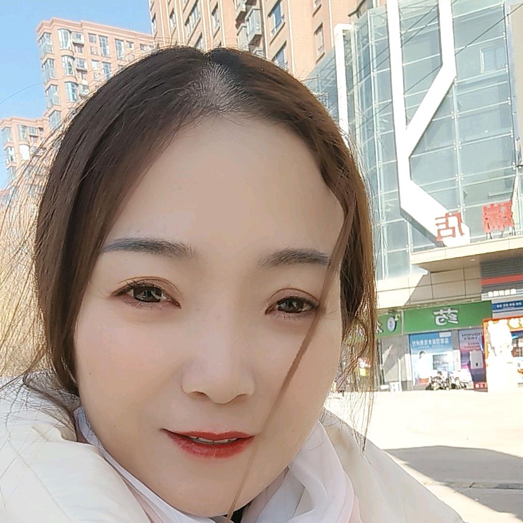 小霞