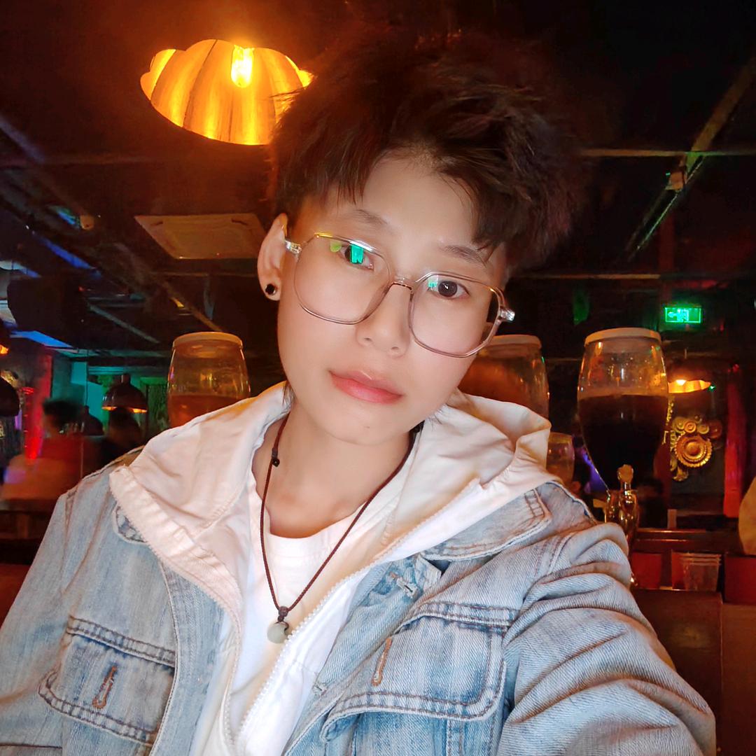 呆萌╭(╯ε╰)╮🌈