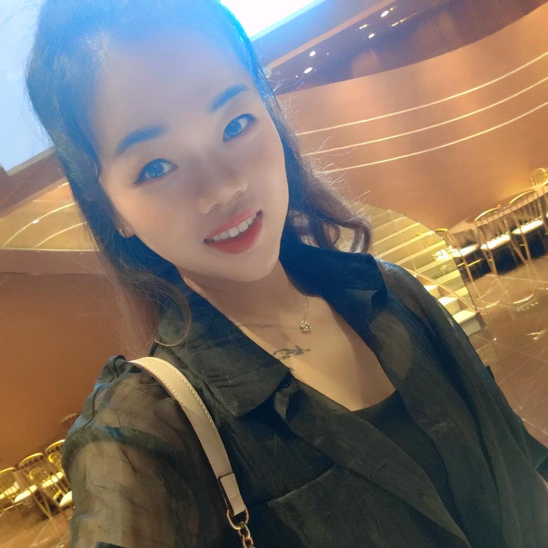 小莉爱健身(橱窗有好物)