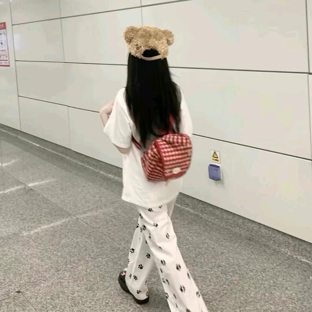 周六不见^