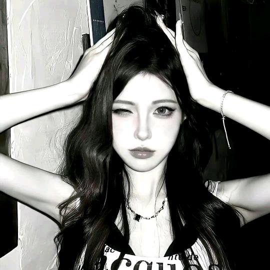 里里大魔王😈