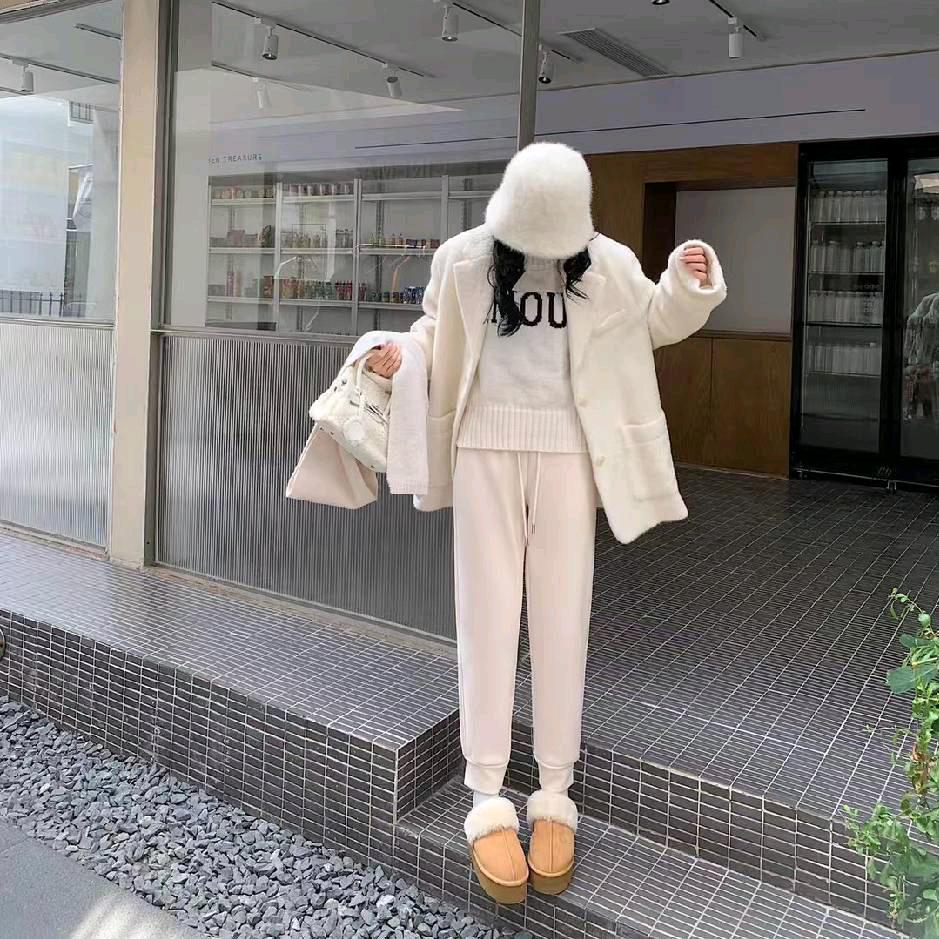 *笑笑 *