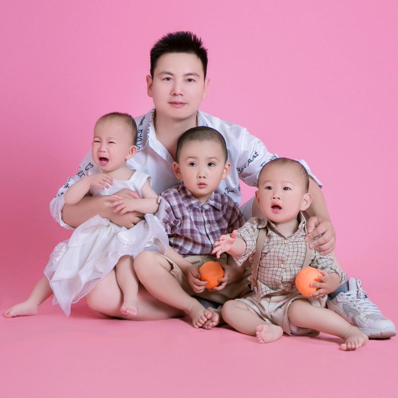 小宁大白三年抱仨