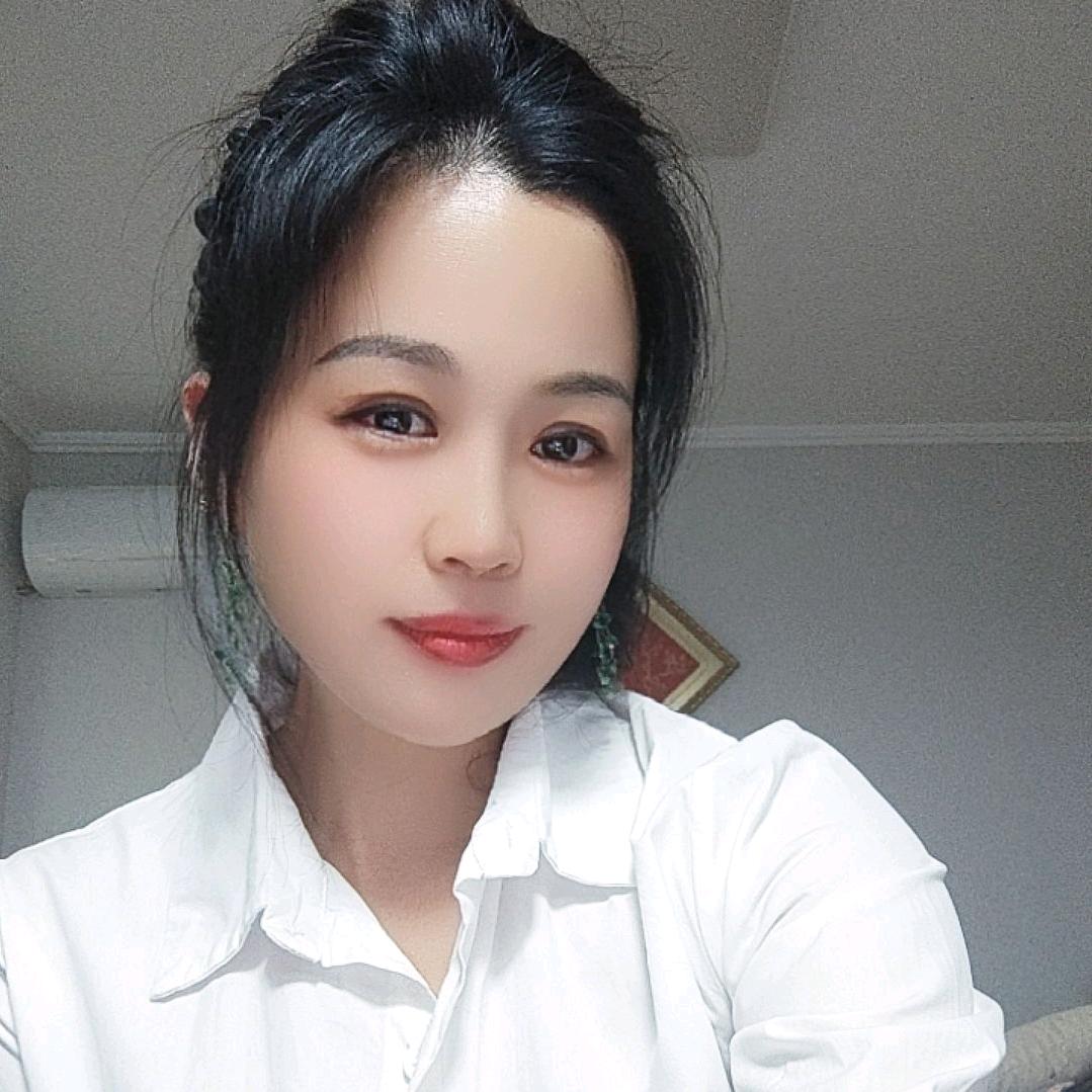 依依