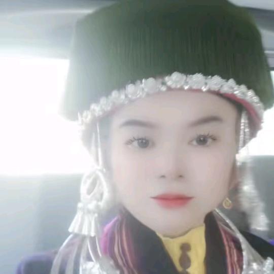 雷小芬
