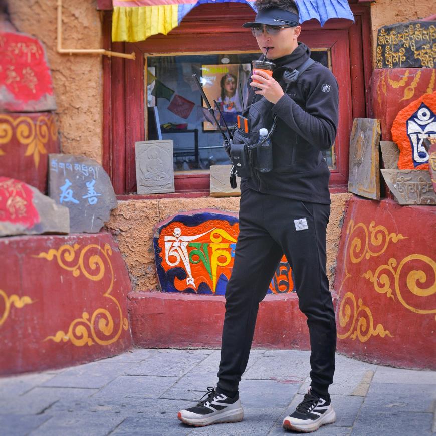 乐乐～新疆川藏线自驾游（重庆崽儿）